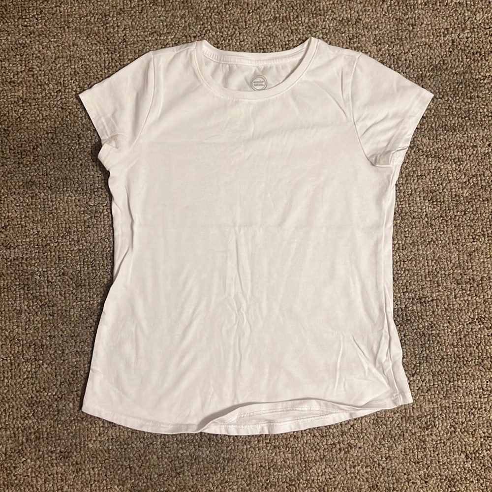 Plain white tee, short sleeved, 10-12 (Girls), awesome condition